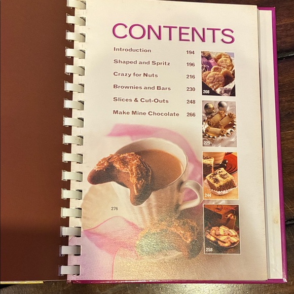 Land O’ Lakes Original Logo Recipe Collection - Appetizers, Baking, Cookies - Picture 14 of 16